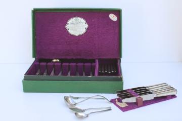 catalog photo of 1920s vintage silverplated flatware set for 12 in original box, Alvin Classic beaded edge silver 