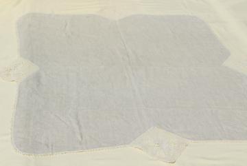 catalog photo of 1920s vintage tablecloth, antique flax linen fabric w/ crochet butterfly lace motifs