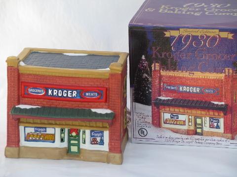 photo of 1930 Kroger light-up grocery store for lighted Christmas village #1