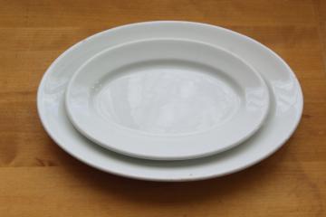 catalog photo of 1930s - 1940s vintage restaurant china platters, heavy white ironstone ware