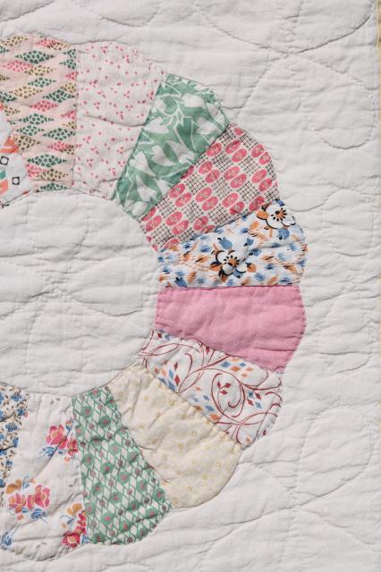 photo of 1930s 40s vintage Dresden plate quilt, hand stitched nice old cotton print fabric #6