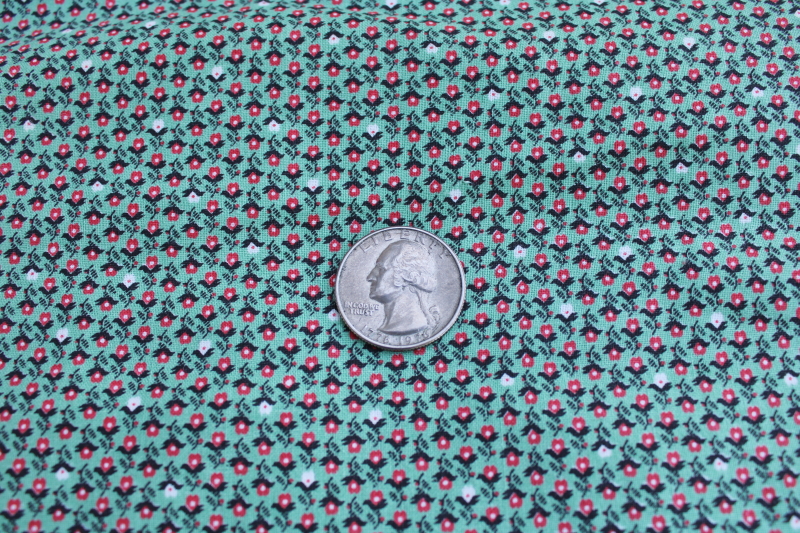 photo of 1930s 40s vintage cotton calico fabric, tiny flowered print pale jade green & barn red #1