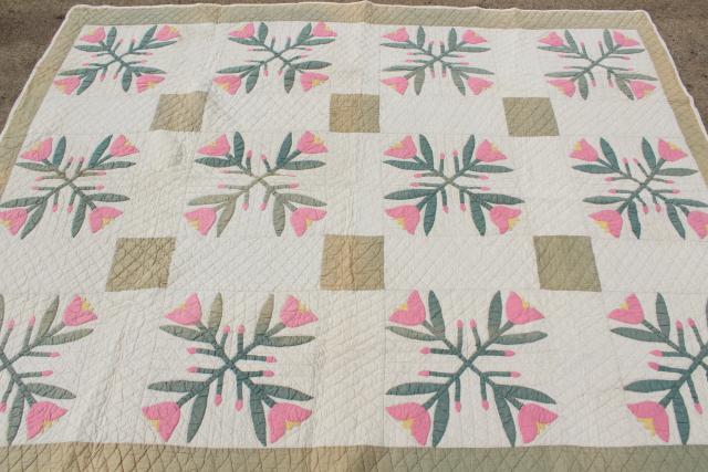 photo of 1930s 40s vintage flour sack feedsack cotton quilt, pink tulip applique #8