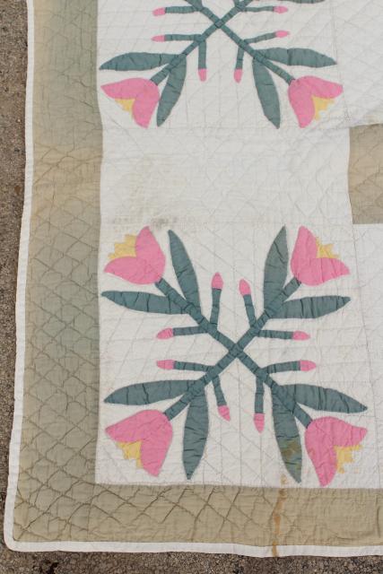 photo of 1930s 40s vintage flour sack feedsack cotton quilt, pink tulip applique #12