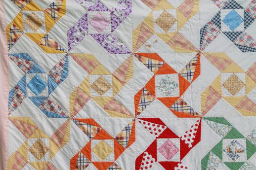 photo of 1930s - 40s vintage pinwheel quilt, cotton feed sack print patchwork quilt #3