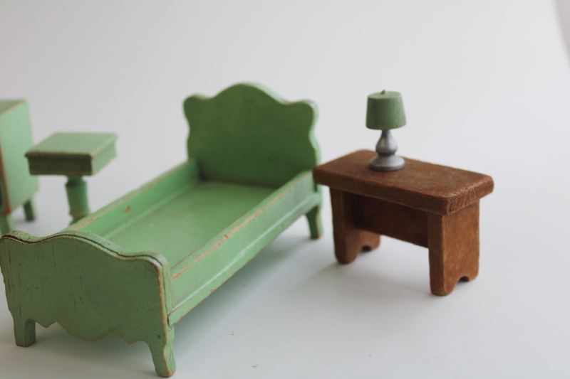 photo of 1930s 40s wood dollhouse furniture, Strombecker Kage painted wooden accessories  #10