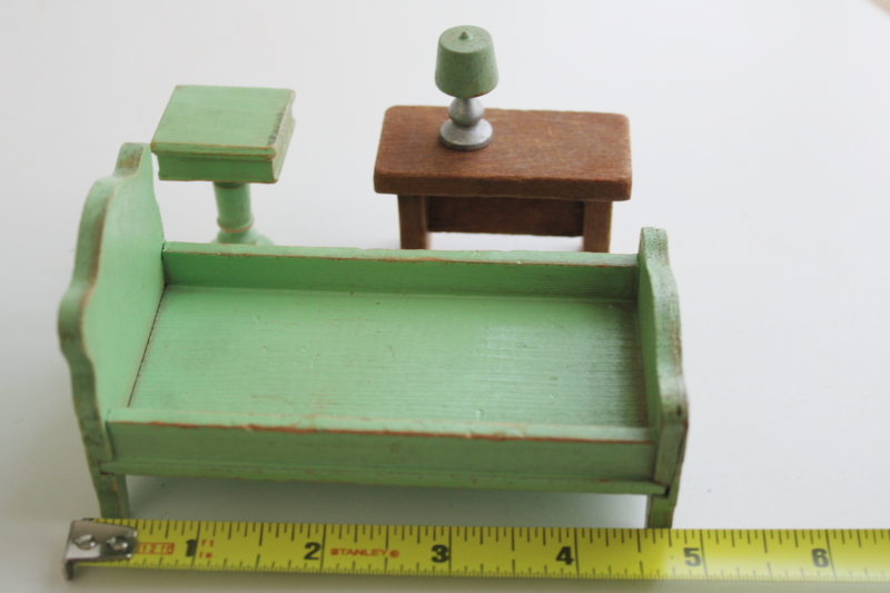 photo of 1930s 40s wood dollhouse furniture, Strombecker Kage painted wooden accessories  #12