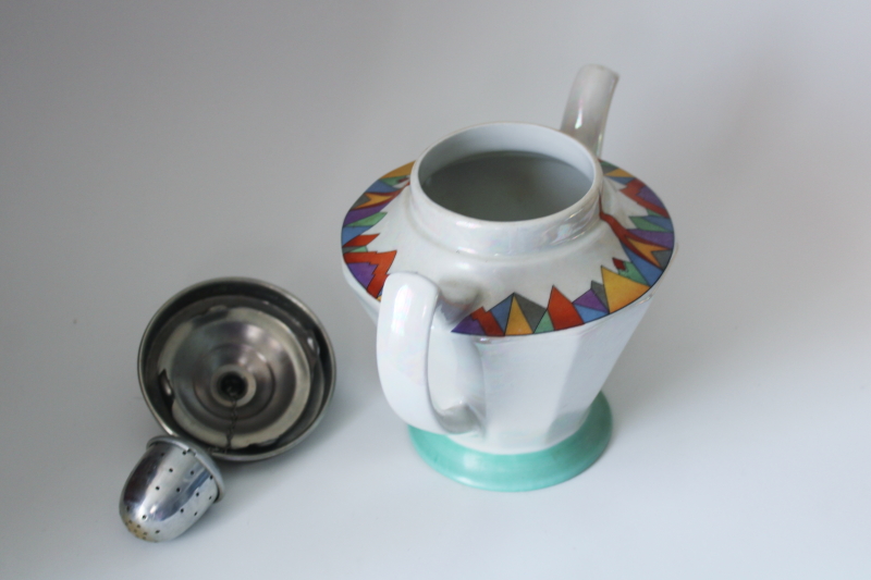 photo of 1930s art deco vintage Forman Bros Hall china teapot w/ metal lid, tea infuser #2