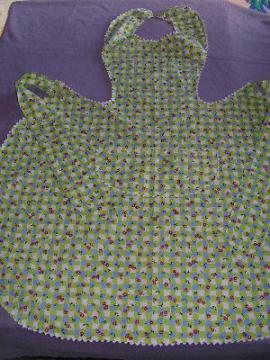 catalog photo of 1930's pinafore apron, floral check