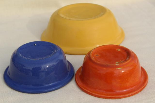 photo of 1930s or 40s vintage kitchen bowls in fiesta colors, old California pottery? #8