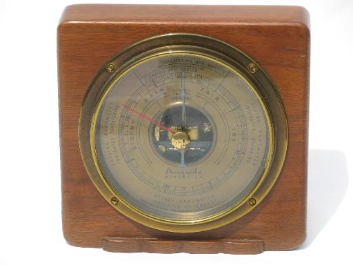 photo of 1930s vintage Airguide barometer, brass and mahogany case Fee and Stemwedel #1