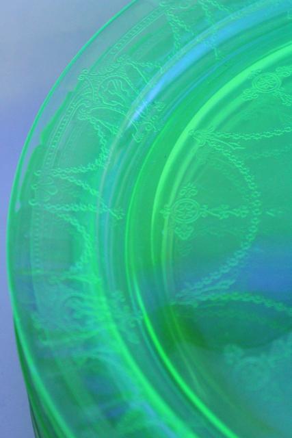 photo of 1930s vintage Anchor Hocking Cameo green depression glass grill plates, divided plate #10