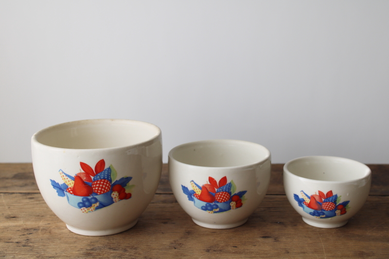 photo of 1930s vintage Calico Fruit print nesting bowls set, Universal china ironstone mixing bowls  #3