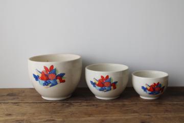 catalog photo of 1930s vintage Calico Fruit print nesting bowls set, Universal china ironstone mixing bowls 