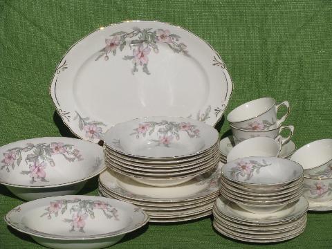 photo of 1930s vintage Crown pottery pretty pink floral china dishes, set for 6 #1