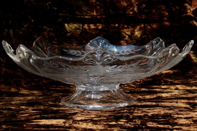 photo of 1930s vintage Duchess fleur de lis Indiana glass, huge old footed glass bowl w/ etched flowers #1