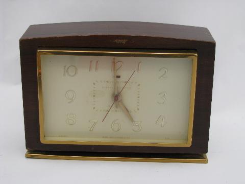 photo of 1930s vintage GE model 7H188 electric alarm clock w/label and 1935 patent number #1