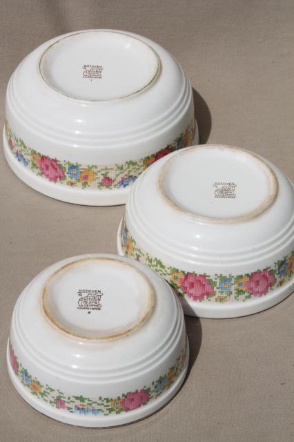 photo of 1930s vintage Harker HotOven pottery nesting mixing bowls, petit point flowers pattern #2