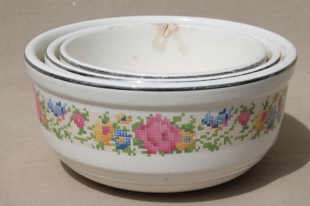 photo of 1930s vintage Harker HotOven pottery nesting mixing bowls, petit point flowers pattern #6