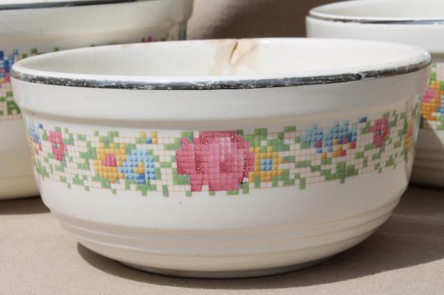 photo of 1930s vintage Harker HotOven pottery nesting mixing bowls, petit point flowers pattern #15