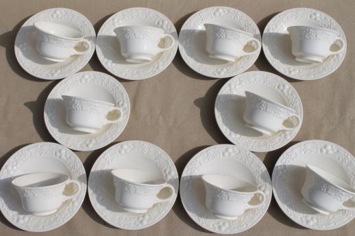 photo of 1930s vintage Homer Laughlin eggshell china, antique creamware cups & saucers embossed fruit #2