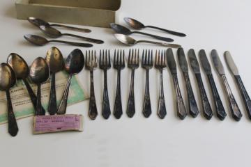 catalog photo of 1930s vintage International Silver Manor plate Rosedale pattern, luncheon flatware original box 