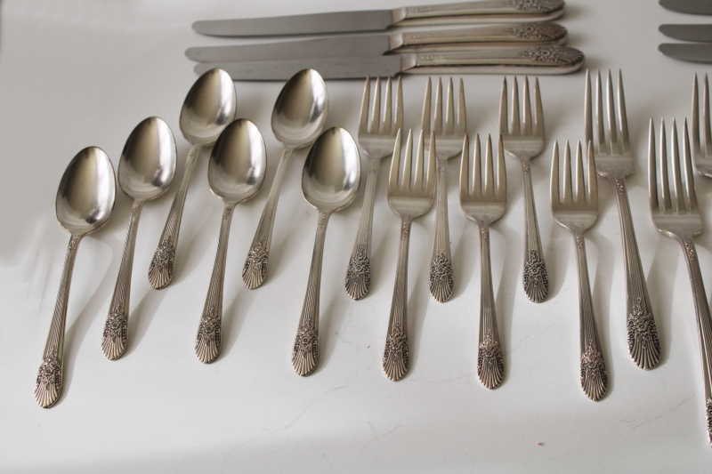 photo of 1930s vintage International silver plate flatware set, Original Rogers Silver Mist Marigold #3