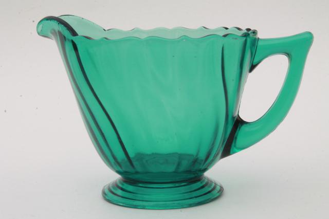 photo of 1930s vintage Jeannette ultramarine aqua blue glass creamer & sugar set #3