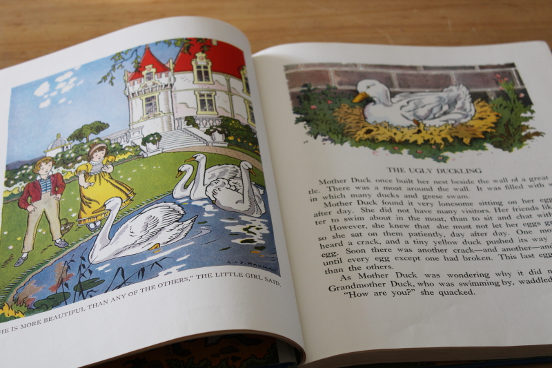 photo of 1930s vintage Watty Piper picture book, Stories That Never Grow Old #4