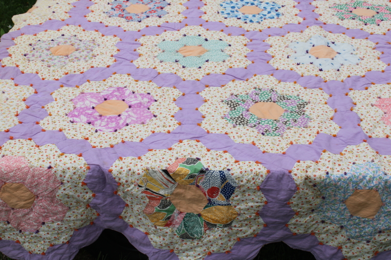 photo of 1930s vintage cotton patchwork quilt, grandma's flower garden hexies pretty prints on lavender  #10