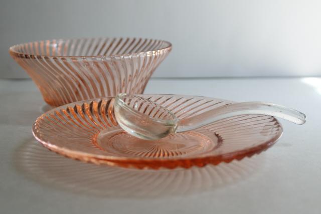 photo of 1930s vintage depression glass, blush pink sauce or mayonnaise bowl w/ glass ladle spoon #5