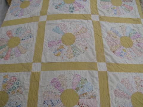 photo of 1930's vintage dresden plate pattern patchwork quilt, old cotton prints #2