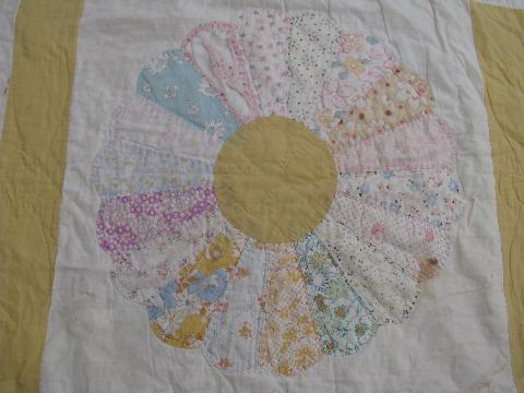 photo of 1930's vintage dresden plate pattern patchwork quilt, old cotton prints #3