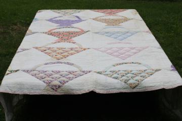 catalog photo of 1930s vintage flower basket patchwork quilt, hand stitched quilting cotton sugar sacks feedsack fabric 