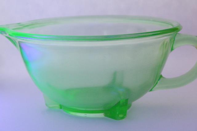 photo of 1930s vintage green depression glass batter pitcher mixing bowl, Hazel Atlas glassware #3