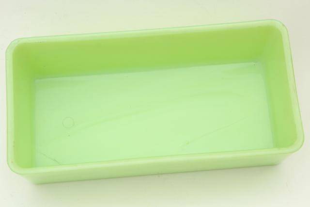 photo of 1930s vintage jadite green glass refrigerator box or loaf pan, Jeannette or McKee jadeite #4
