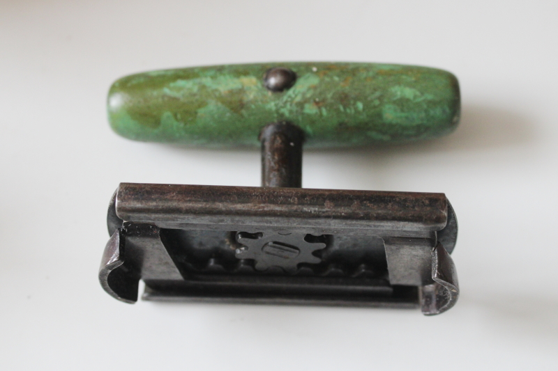 photo of 1930s vintage jar opener w/ green painted wood handle, Edlund Pop Off jar & bottle opener #3