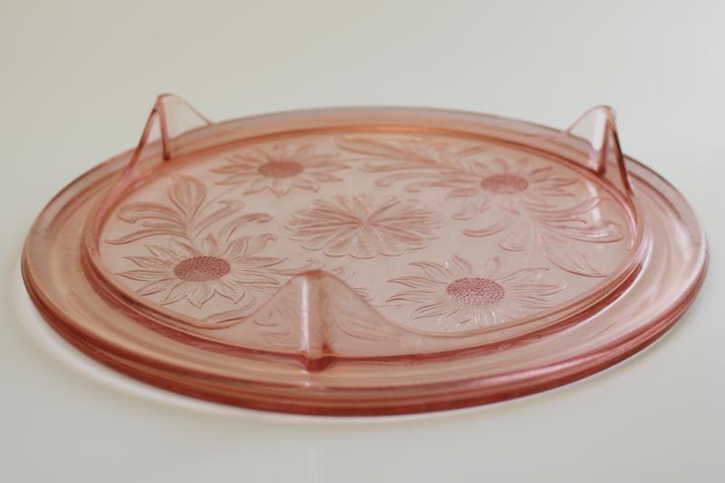 photo of 1930s vintage pink depression glass cake plate, Jeannette sunflower daisy pattern  #5