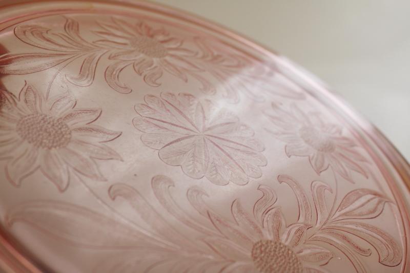 photo of 1930s vintage pink depression glass cake plate, Jeannette sunflower daisy pattern  #6