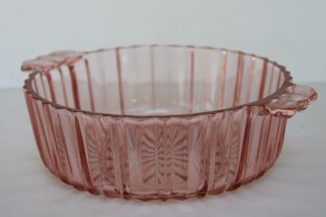 catalog photo of 1930s vintage pink depression glass candy dish, Anchor Hocking Fortune pattern