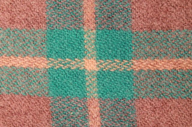 photo of 1930s vintage plaid wool camp bunk blanket, jadite green & salmon pink #7