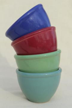 catalog photo of 1930s vintage pottery custard cups, individual ramekin bowls in red, blue, aqua, green