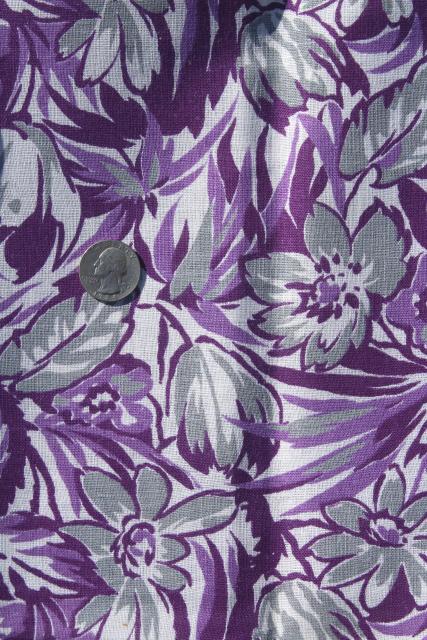 photo of 1930s vintage print cotton feed sack fabric, abstract tulips floral purple & grey #2