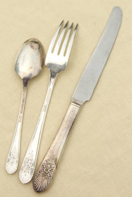 photo of 1930s vintage silver plate flatware, Marigold pattern Wm Rogers silverware #3