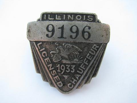 photo of 1933 licensed Illinois chauffeur badge pin license #1