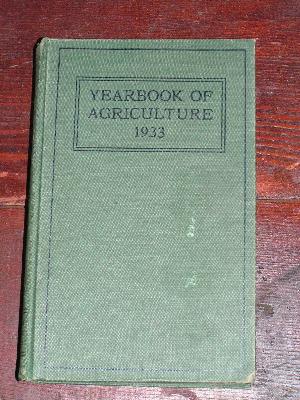 photo of 1933 yearbook of agriculture, usda farm reports #1