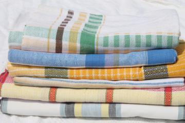 catalog photo of 1940s, 50s, 60s vintage kitchen tablecloths, retro plaids, plaid woven & print fabric