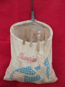 catalog photo of 1940s 50s laundry wash line hanger clothespin bag, vintage clothespins