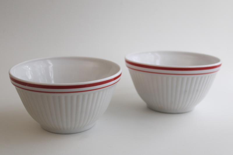 photo of 1940s 50s vintage Anchor Hocking Fire King milk glass bowls, red band border  #1