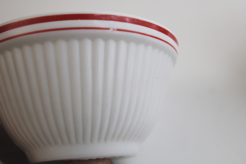 photo of 1940s 50s vintage Anchor Hocking Fire King milk glass bowls, red band border  #3